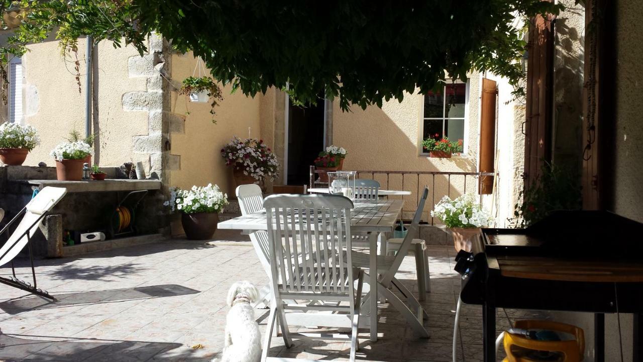 Gite De L'Eyrieux Les Ollières-sur-Eyrieux Exteriör bild